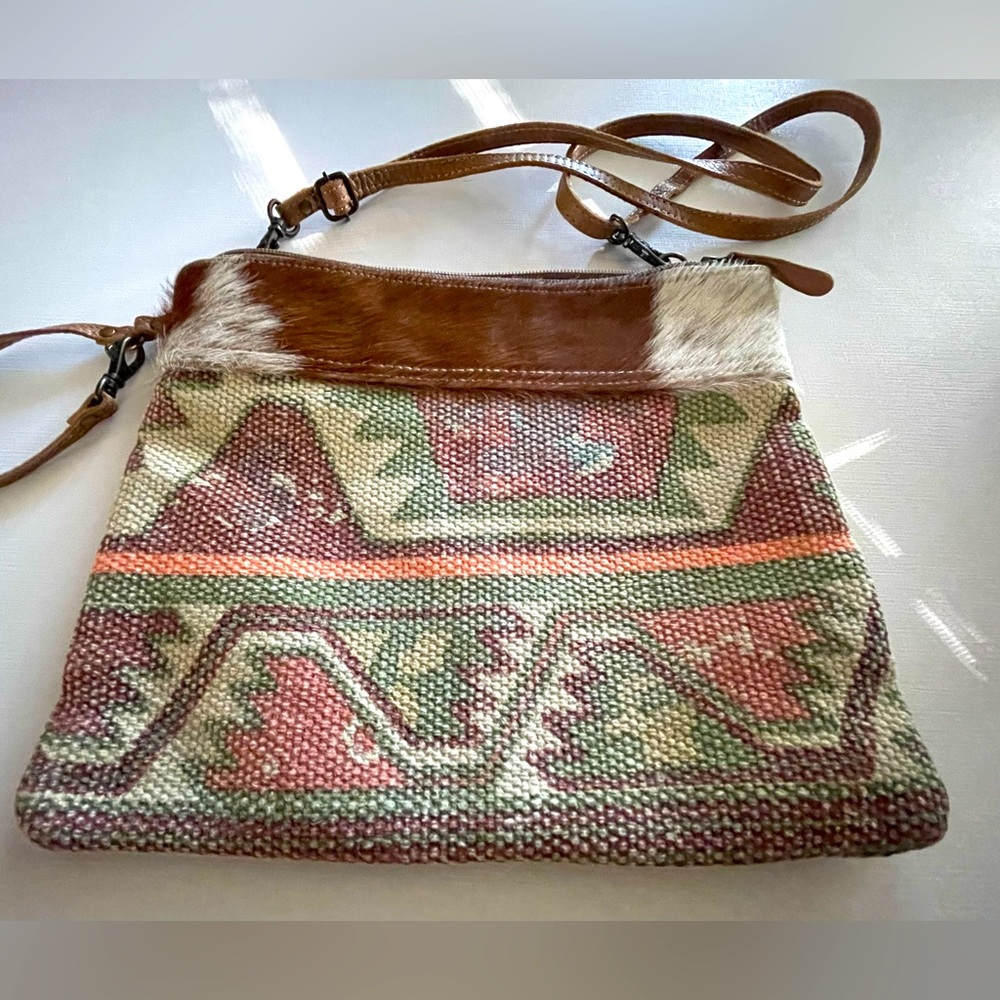 Myra Aztec Print Shoulder Bag